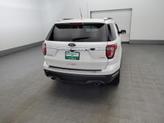 Thumbnail of 2018 White Platinum Metallic Tri-Coat Ford Explorer