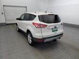 Thumbnail of 2016 White Platinum Metallic Tri-Coat Ford Escape