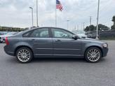 Thumbnail of 2010 Titanium Gray Metallic Volvo S40