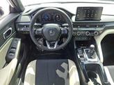 Thumbnail of 2025 Platinum White Pearl Acura Integra