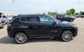 Thumbnail of 2022 Diamond Black Crystal Pearlcoat Jeep Compass