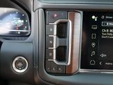 Thumbnail of 2024 Onyx Black GMC Yukon XL
