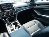 Thumbnail of 2018 Platinum White Pearl Honda Accord