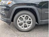 Thumbnail of 2025 Diamond Black Crystal Pearlcoat Jeep Compass