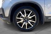 Thumbnail of 2019 Lunar Silver Metallic Honda Pilot