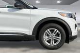 Thumbnail of 2020 Oxford White Ford Explorer