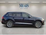 Thumbnail of 2019 Orca Black Metallic Audi Q7