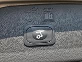Thumbnail of 2017 White Gold Metallic Ford Escape