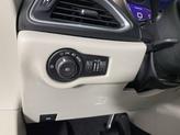 Thumbnail of 2017 Bright White Clearcoat Chrysler Pacifica