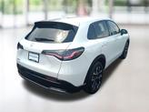 Thumbnail of 2026 Platinum White Pearl Honda HR-V