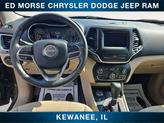 Thumbnail of 2019 Olive Green Pearlcoat Jeep Cherokee