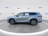 Thumbnail of 2022 MOON DUST Toyota Highlander
