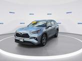 Thumbnail of 2022 MOON DUST Toyota Highlander