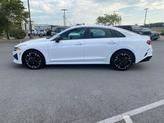 Thumbnail of 2022 Glacial White Pearl Kia K5