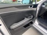 Thumbnail of 2022 Glacial White Pearl Kia K5