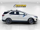 Thumbnail of 2023 Iridescent Pearl Tricoat Chevrolet Equinox