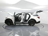 Thumbnail of 2022 White Metallic Ford Explorer