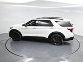 Thumbnail of 2022 White Metallic Ford Explorer