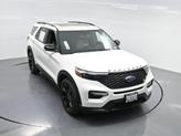 Thumbnail of 2022 White Metallic Ford Explorer