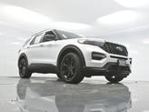 Thumbnail of 2022 White Metallic Ford Explorer