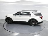 Thumbnail of 2025 White Metallic Ford Explorer