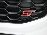 Thumbnail of 2025 White Metallic Ford Explorer