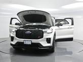 Thumbnail of 2025 White Metallic Ford Explorer