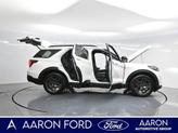 Thumbnail of 2025 White Metallic Ford Explorer