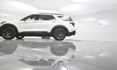 Thumbnail of 2025 White Metallic Ford Explorer