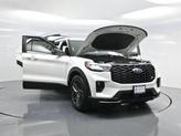 Thumbnail of 2025 White Metallic Ford Explorer