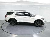 Thumbnail of 2025 White Metallic Ford Explorer