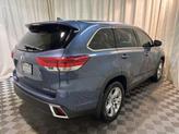 Thumbnail of 2017 Celestial Silver Metallic Toyota Highlander