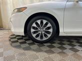 Thumbnail of 2015 White Orchid Pearl Honda Accord