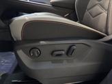Thumbnail of 2025 Pure White Volkswagen Atlas