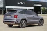 Thumbnail of 2023 Everlasting Silver Kia Sorento