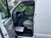 Thumbnail of 2008 Oxford White Clearcoat Ford E250