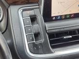 Thumbnail of 2021 Iridescent Pearl Tricoat Chevrolet Suburban