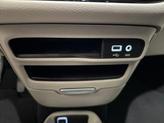 Thumbnail of 2017 Granite Crystal Clearcoat Metallic Chrysler Pacifica
