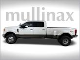 Thumbnail of 2017 White Platinum Tri-Coat Metallic Ford F-350