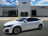 Photo of 2023 Pearl White Tricoat Nissan Altima