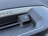 Thumbnail of 2019 Diamond Black Crystal Pearlcoat RAM 1500