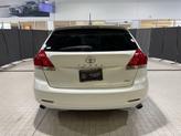 Thumbnail of 2010 Blizzard Pearl Toyota Venza