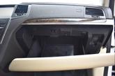 Thumbnail of 2013 White Platinum Metallic Tri-Coat Lincoln MKS