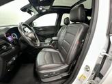 Thumbnail of 2022 Summit White Chevrolet Equinox
