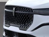 Thumbnail of 2025 White Platinum Clearcoat Metallic Lincoln Nautilus