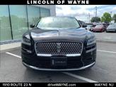 Thumbnail of 2022 Infinite Black Metallic Lincoln Nautilus