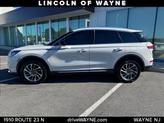 Thumbnail of 2022 Ceramic Pearl Metallic Lincoln Corsair