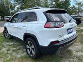 Thumbnail of 2019 Bright White Clearcoat Jeep Cherokee