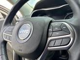 Thumbnail of 2019 Bright White Clearcoat Jeep Cherokee
