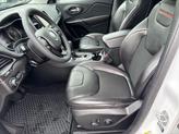 Thumbnail of 2021 Bright White Clearcoat Jeep Cherokee
